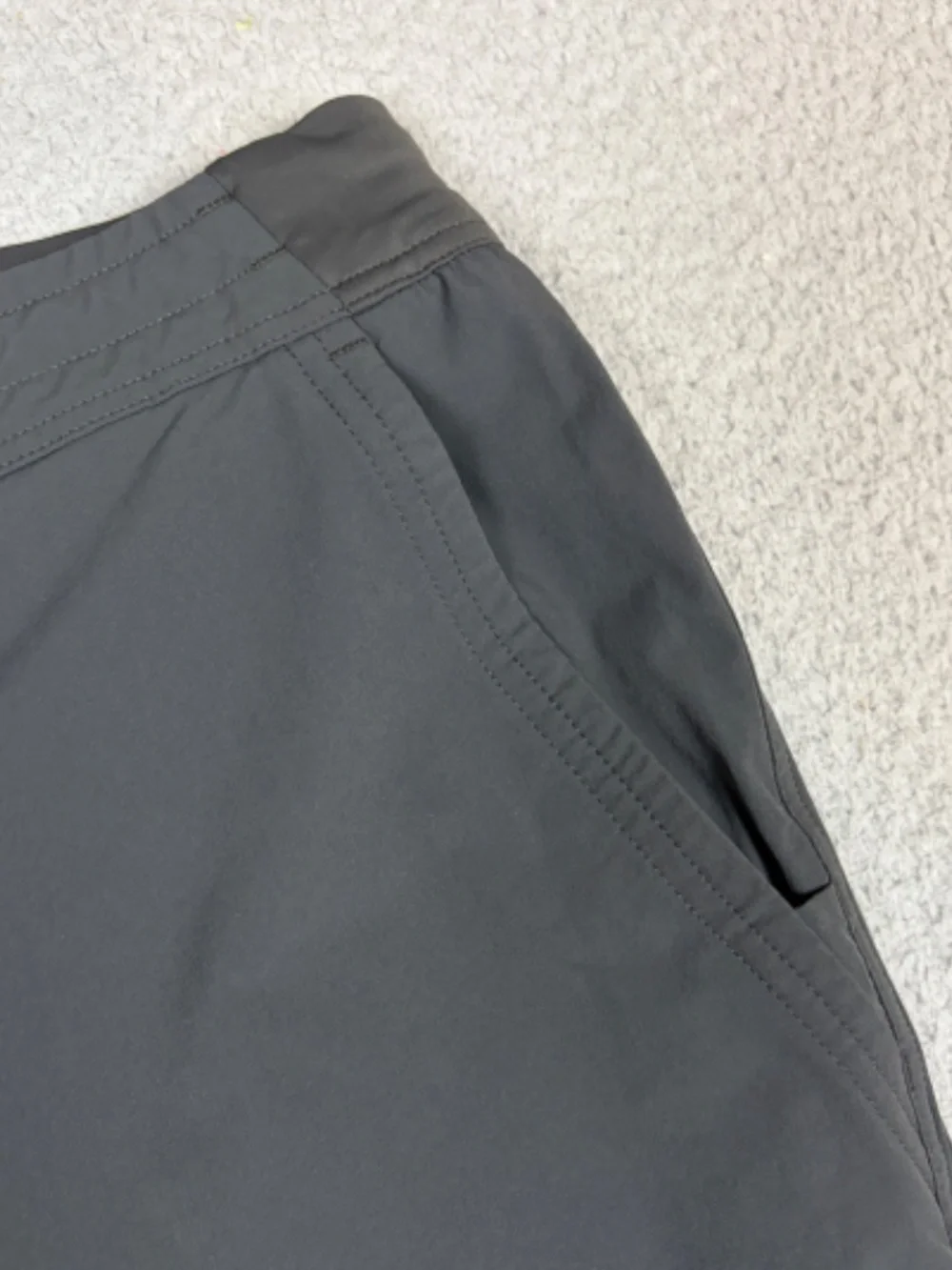 REI Convertible Pants Mens XXL Tall Gray Zip Off Cargo Stretch Hiking Outdoor